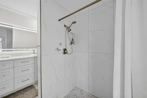 1733 NE 35th Street Oakland Park FL 33334