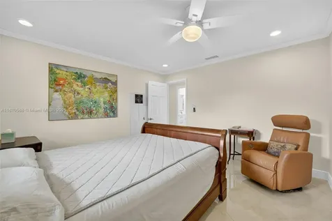 1733 NE 35th Street Oakland Park FL 33334