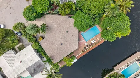 1733 NE 35th Street Oakland Park FL 33334