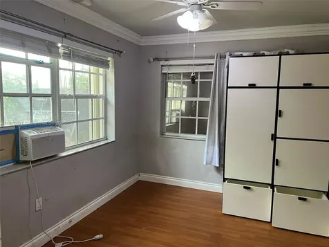 6321 Farragut Street Hollywood FL 33024