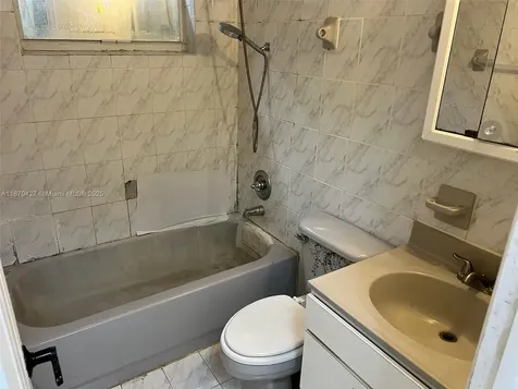 6321 Farragut Street Hollywood FL 33024