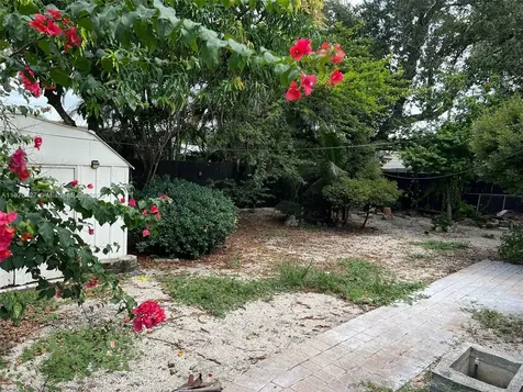 6321 Farragut Street Hollywood FL 33024