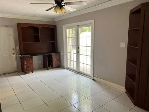 6321 Farragut Street Hollywood FL 33024