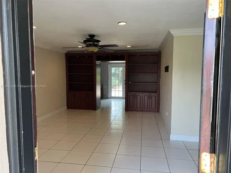 6321 Farragut Street Hollywood FL 33024