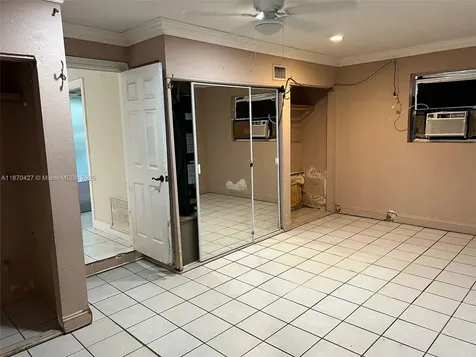 6321 Farragut Street Hollywood FL 33024