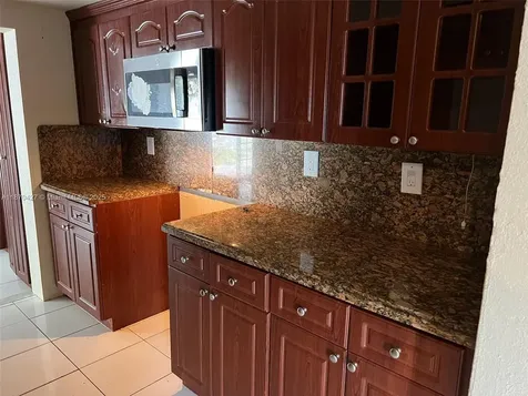 6321 Farragut Street Hollywood FL 33024