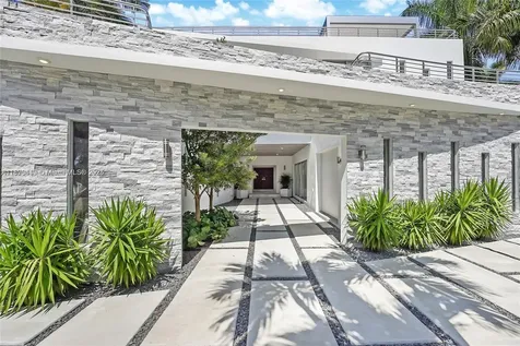 5910 N Bayshore Drive Miami FL 33137