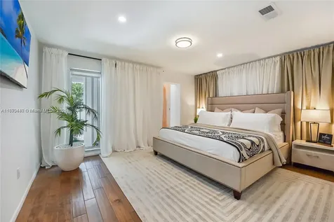5910 N Bayshore Drive Miami FL 33137