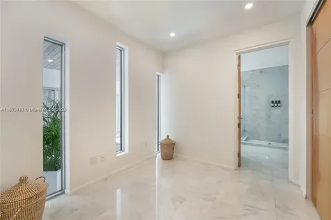 5910 N Bayshore Drive Miami FL 33137