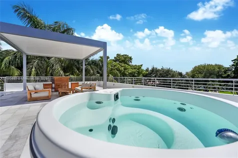 5910 N Bayshore Drive Miami FL 33137