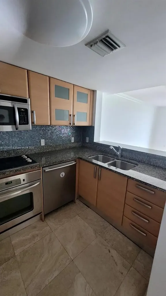 2101 Brickell Avenue Miami FL 33129