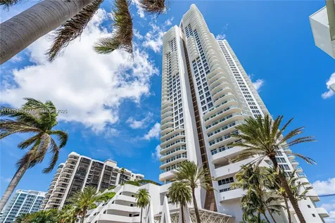 6365 Collins Avenue Miami Beach FL 33141