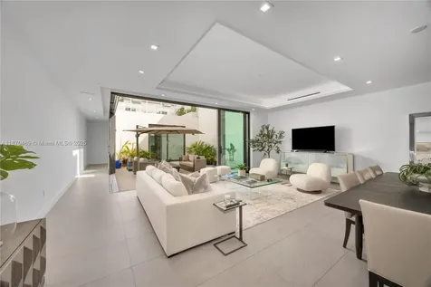 617 Almeria Avenue Coral Gables FL 33134