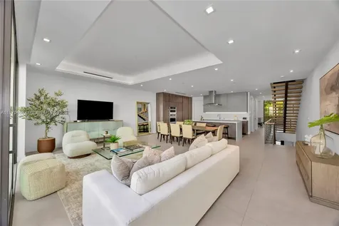 617 Almeria Avenue Coral Gables FL 33134