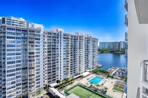 18021 Biscayne Boulevard Aventura FL 33160