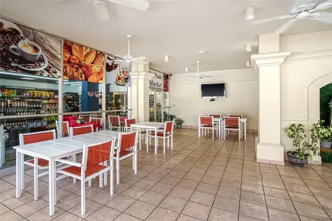 18021 Biscayne Boulevard Aventura FL 33160