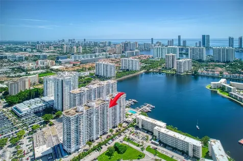 18021 Biscayne Boulevard Aventura FL 33160