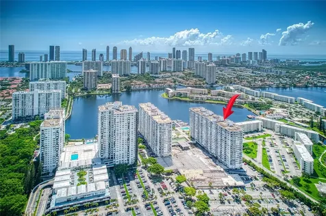 18021 Biscayne Boulevard Aventura FL 33160