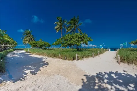 10185 Collins Avenue Bal Harbour FL 33154