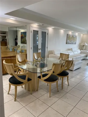 10185 Collins Avenue Bal Harbour FL 33154