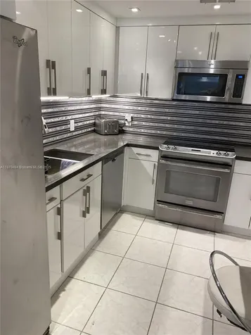 10185 Collins Avenue Bal Harbour FL 33154