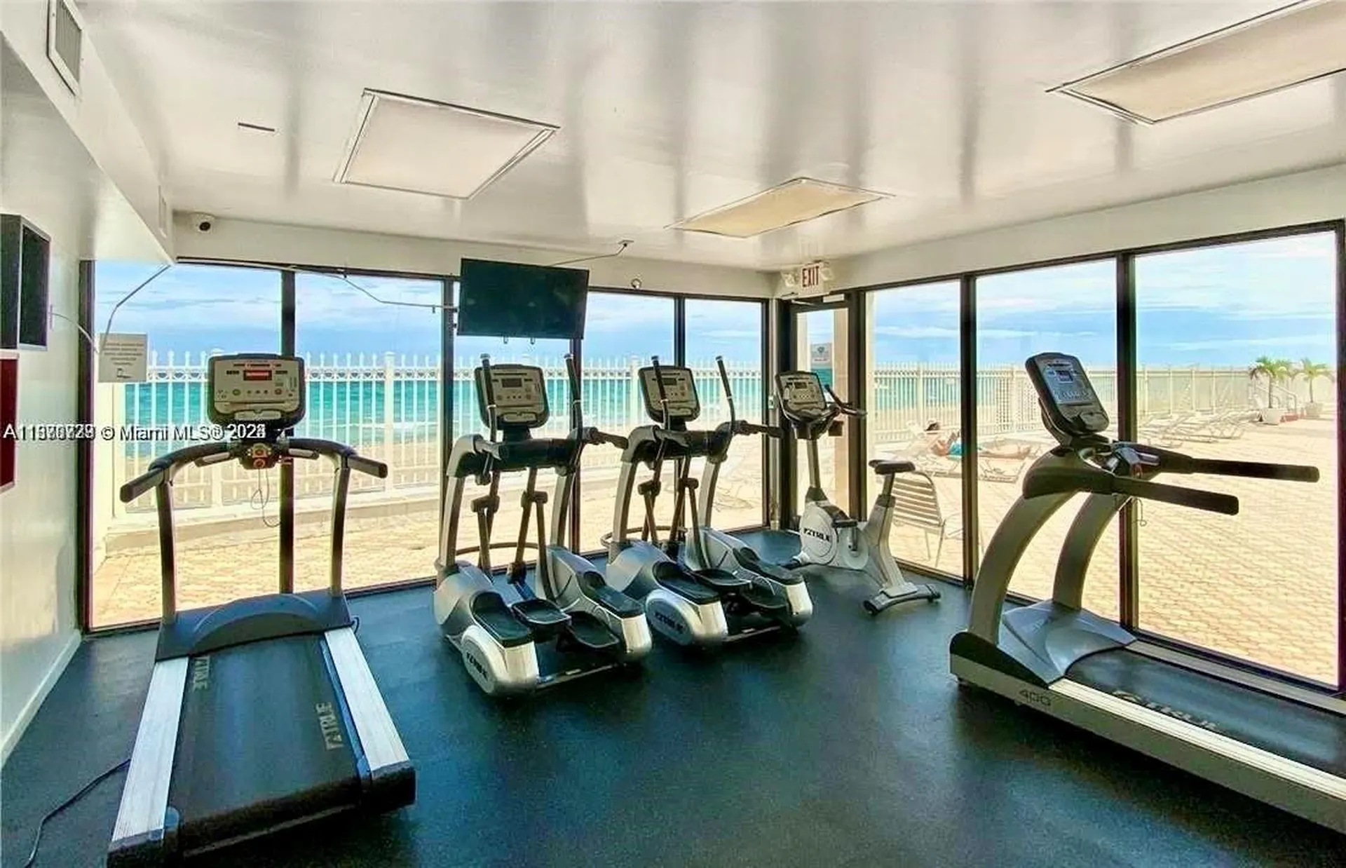 3505 S Ocean Drive Hollywood FL 33019