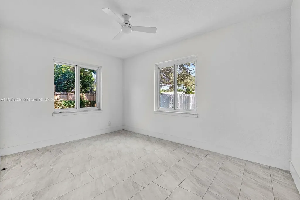 1121 SW 18th Court Fort Lauderdale FL 33315