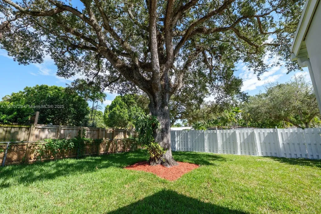 1121 SW 18th Court Fort Lauderdale FL 33315