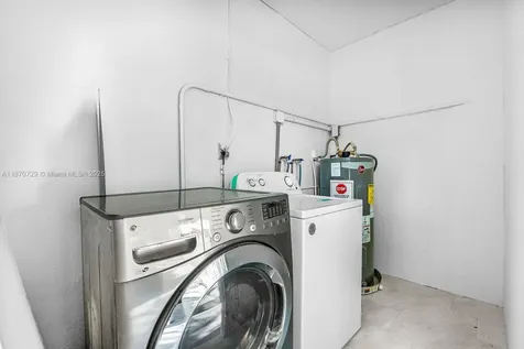 1121 SW 18th Court Fort Lauderdale FL 33315