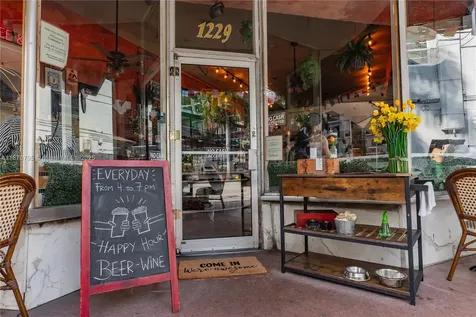 1229 Lincoln Road Miami Beach FL 33139