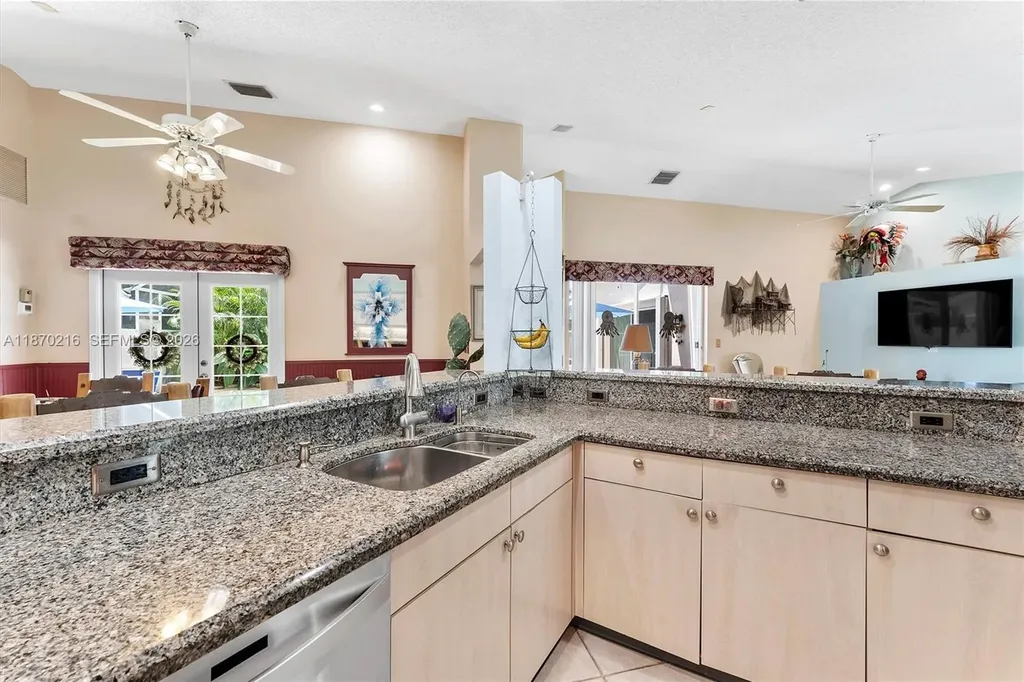 800 Clearbrook Park Circle Delray Beach FL 33445