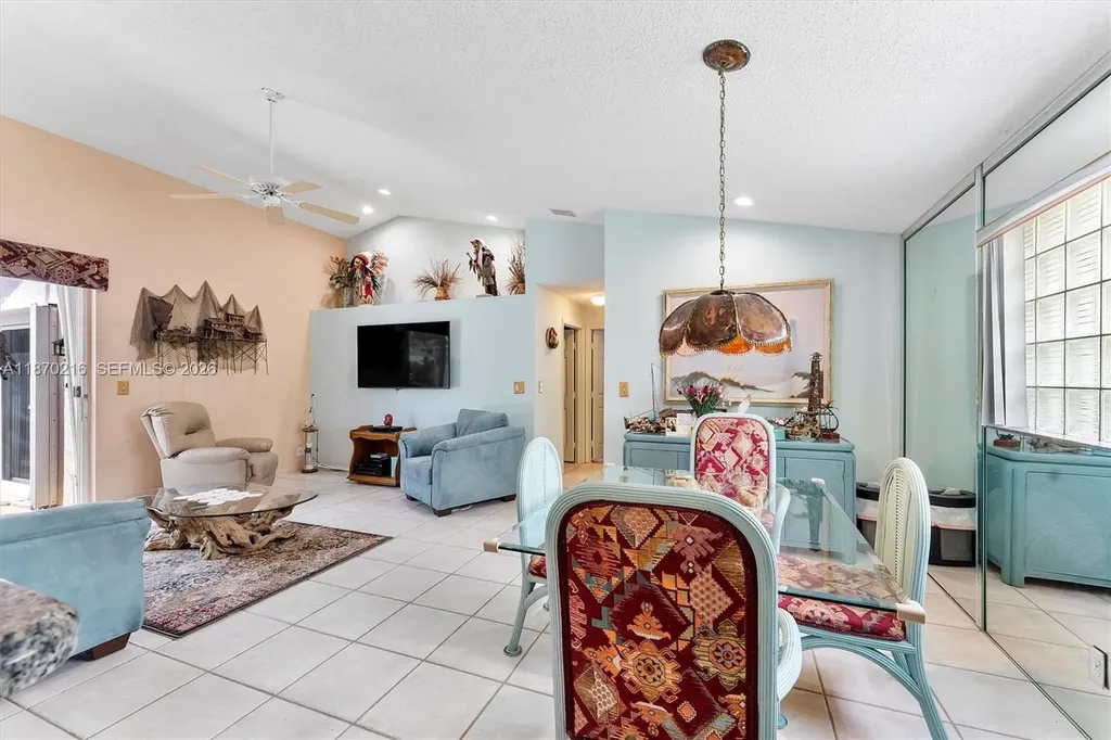 800 Clearbrook Park Circle Delray Beach FL 33445