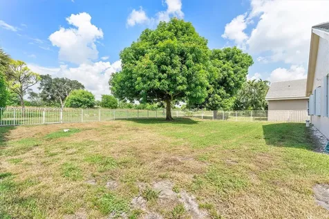800 Clearbrook Park Circle Delray Beach FL 33445