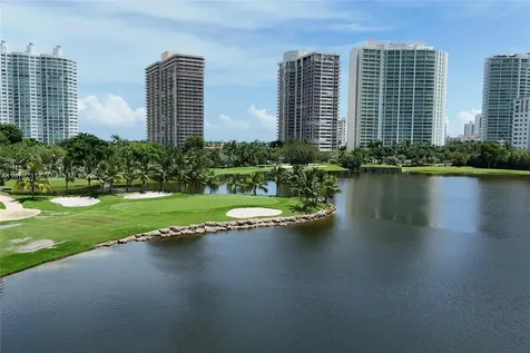 3675 N Country Club Drive Aventura FL 33180
