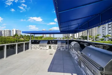 3675 N Country Club Drive Aventura FL 33180