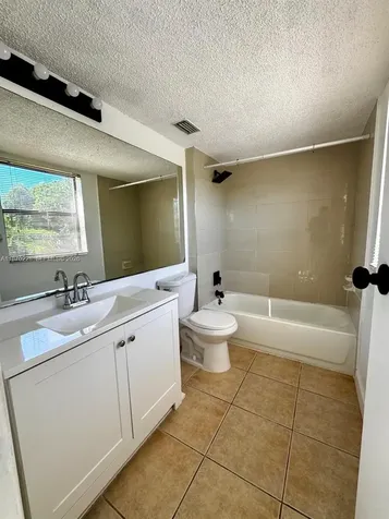 4341 W Mcnab Road Pompano Beach FL 33069