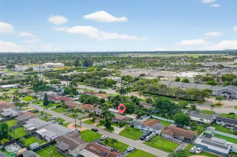 8210 NW 10th Street Pembroke Pines FL 33024