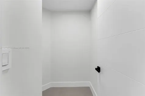 16575 SW 101st Terrace Miami FL 33196