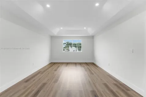 16575 SW 101st Terrace Miami FL 33196