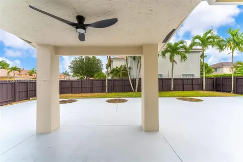 16575 SW 101st Terrace Miami FL 33196