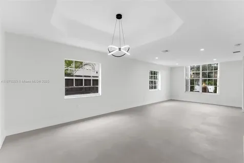 16575 SW 101st Terrace Miami FL 33196