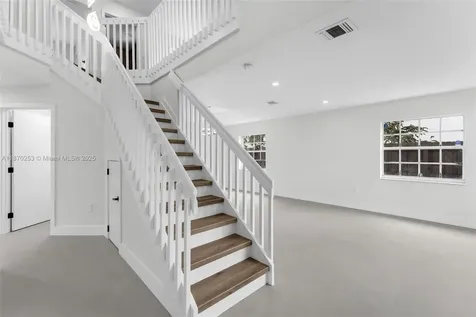 16575 SW 101st Terrace Miami FL 33196