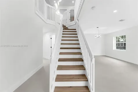 16575 SW 101st Terrace Miami FL 33196