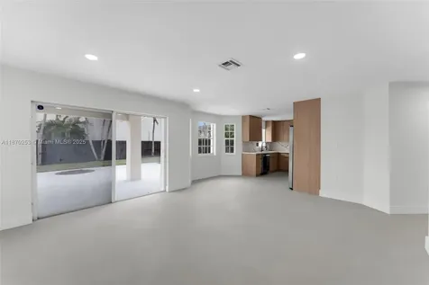 16575 SW 101st Terrace Miami FL 33196