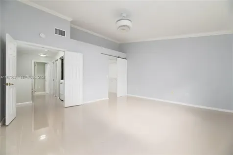2428 NW 99th Way Sunrise FL 33322