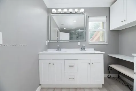 2428 NW 99th Way Sunrise FL 33322