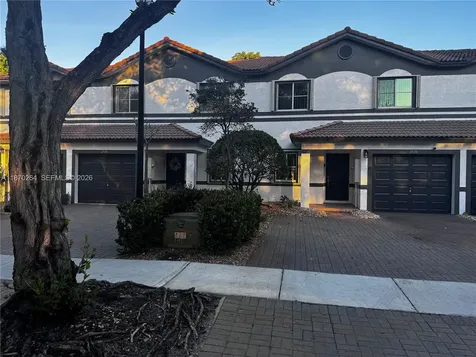 2428 NW 99th Way Sunrise FL 33322
