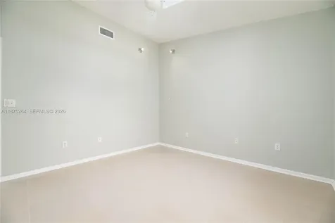 2428 NW 99th Way Sunrise FL 33322