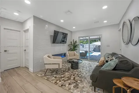 1785 NE 15th Street Fort Lauderdale FL 33304