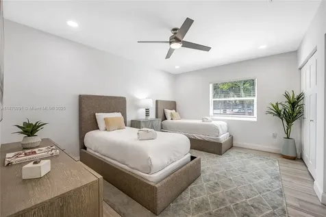 1785 NE 15th Street Fort Lauderdale FL 33304